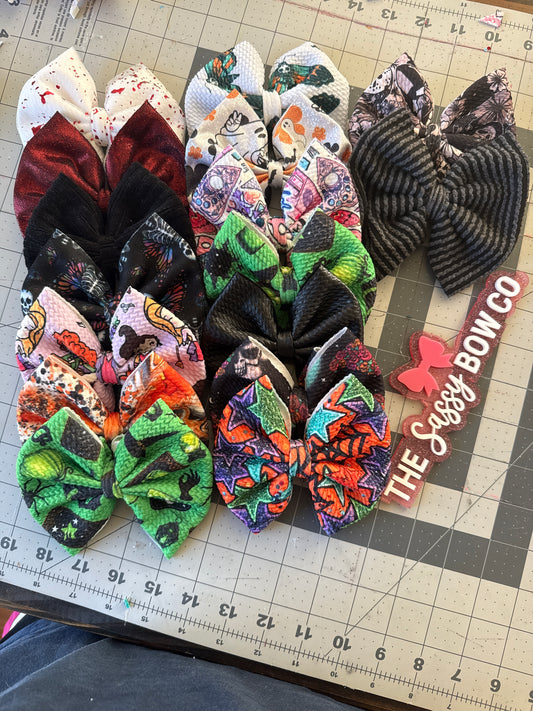 Standard Halloween Bows