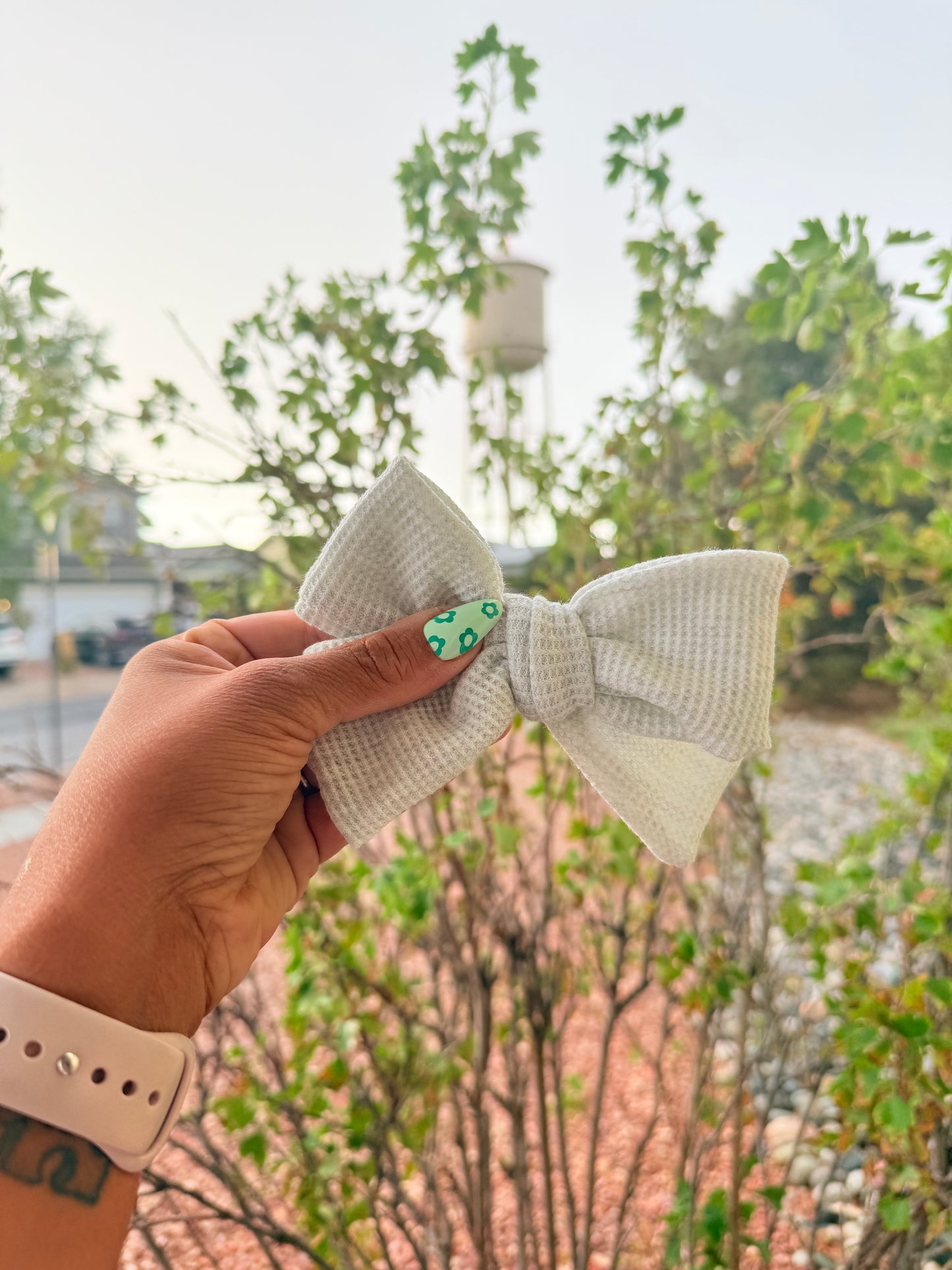 Gray Amelia Bow
